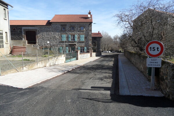 Aménagement de trottoirs et travaux d